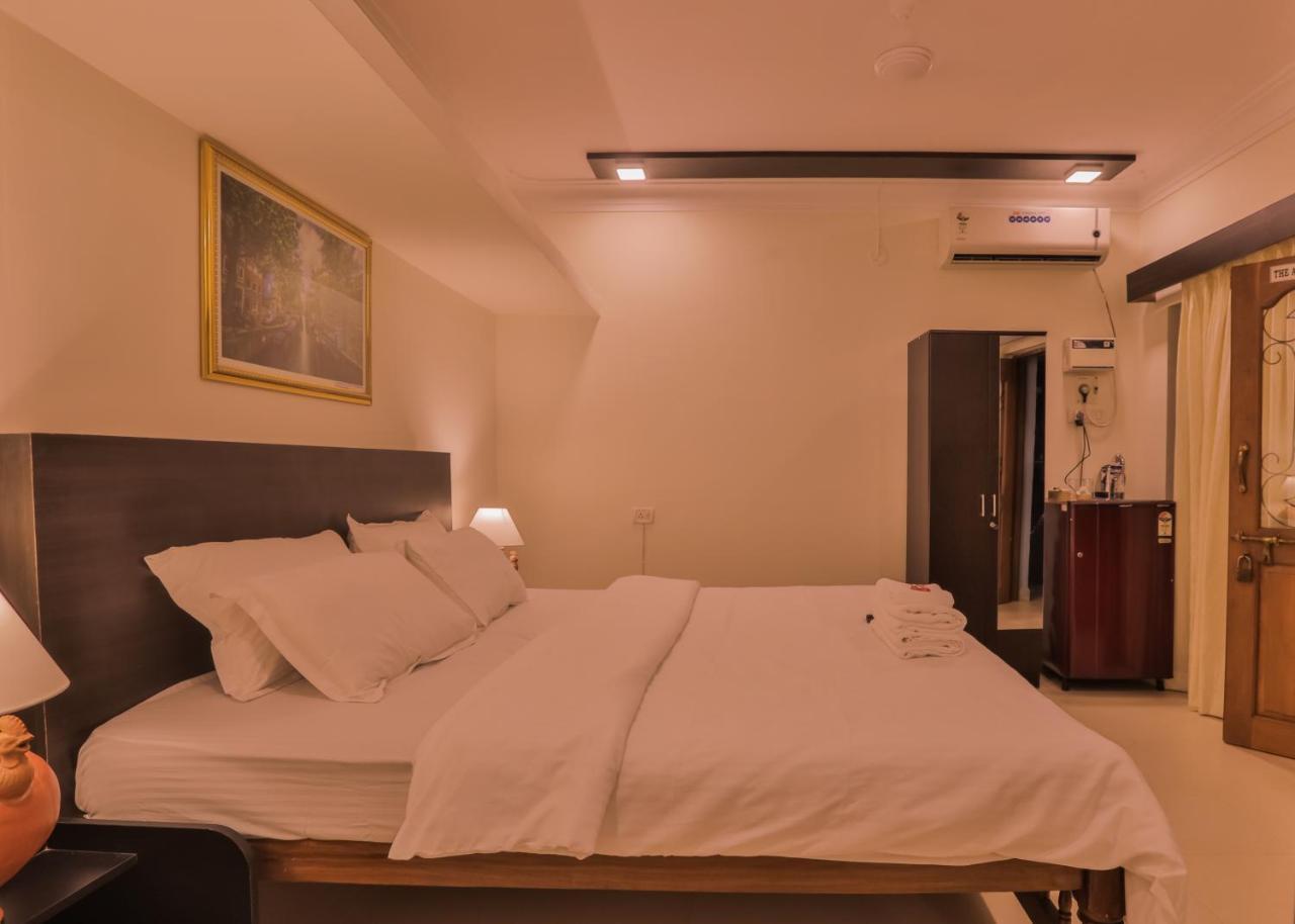 Pinnacle Blue By The Beach Calangute Exterior photo